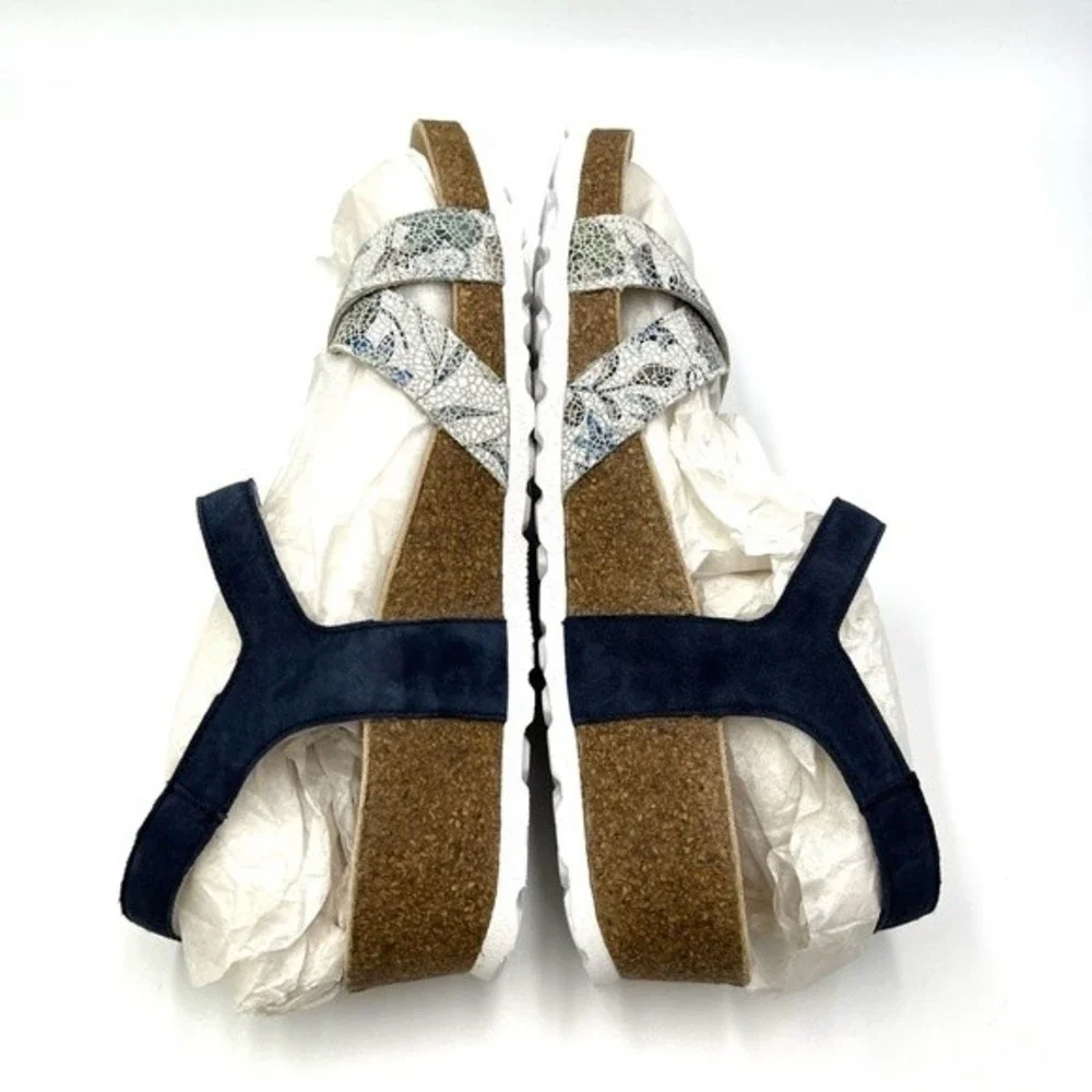 Mephisto Womens Size 10 Stela Blue Leather Floral‎ Crackle Comfort Sandals NEW